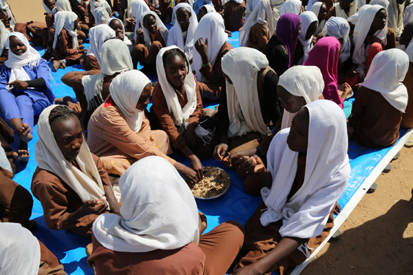 إدارة التنمية الدولية وبرنامج الأغذية العالمي يوقعان اتفاقية متعددة السنوات للمساهمة في تحسين حياة المستضعفين في السودان