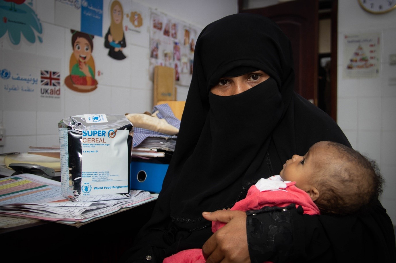 يقدم برنامج الأغذية العالمي المساعدات الغذائية الطارئة إلى 13 مليون شخص في اليمن والدعم الغذائي لنحو 1.1 مليون طفل وامرأة. صورة: برنامج الأغذية العالمي