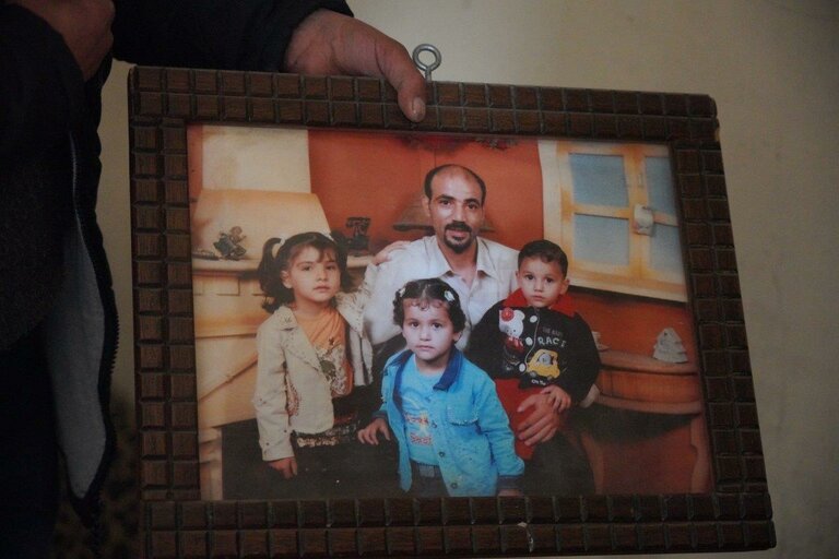 صوت من حلب، سوريا: "كل يوم يأتي يكون أسوأ من سابقه."