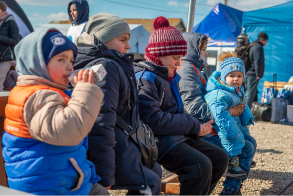 WFP and UNHCR work with the Government of Moldova to assist refugees from Ukraine in Palanca. Photo: WFP/Giulio d'Adamo 