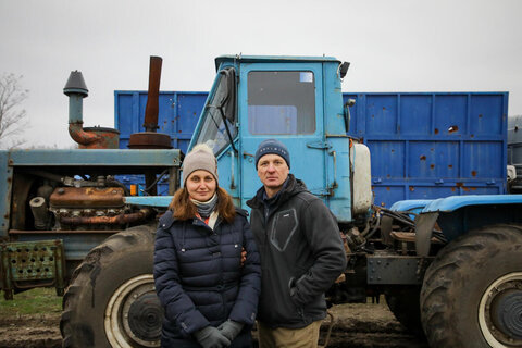 الحرب في أوكرانيا: كيف يجلب مشروع لإزالة الألغام الأمل للمزارعين بعد مرور عامين 