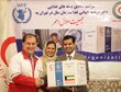 من اليمين: فلاح الحجرف، القائم بأعمال سفارة الكويت لدى إيران ونيجار جيرماني، المدير القطري للبرنامج في إيران ومورتيزا ساليمي، رئيس منظمة الإغاثة والإنقاذ الإيرانية. صورة: برنامج الأغذية العالمي
