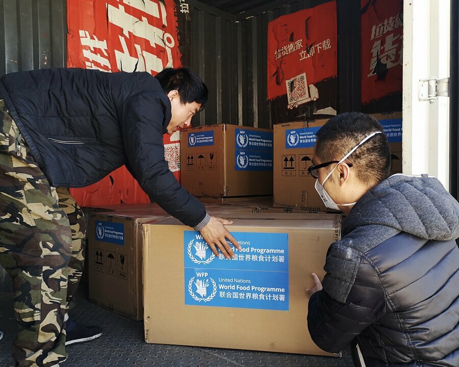 The first batch of WFP supplies, including 50 sets of non-invasive ventilators, reach Wuhan on 13 March. Photo courtesy of Yingshi Zhang
