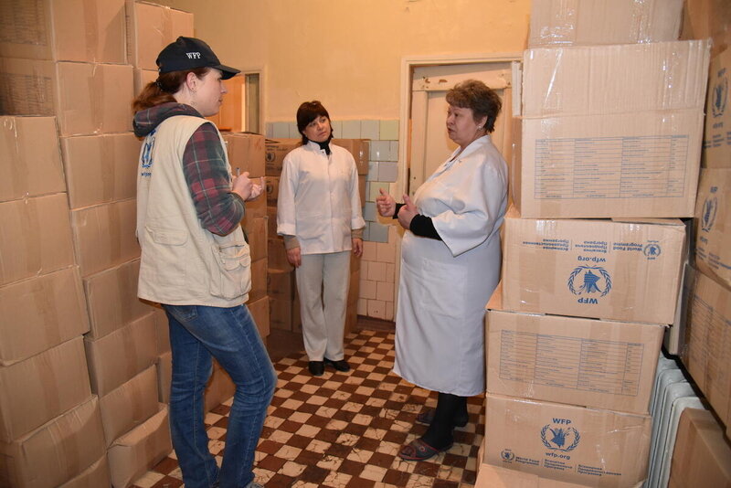 A WFP distribution in Mariupol in 2016