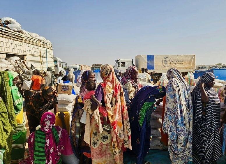 Many of Sudan's war displaced crossing into Chad carry burdens of hunger and trauma. Photo: WFP/Djaounsede Madjiangar