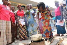 برنامج الأغذية العالمي يحذر من أزمة إقليمية بسبب النزوح الجماعي من جمهورية إفريقيا الوسطى